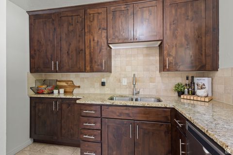 Tiny photo for 802 S BROOKSIDE DR E, Springville, UT 84663 (MLS # 2105268)