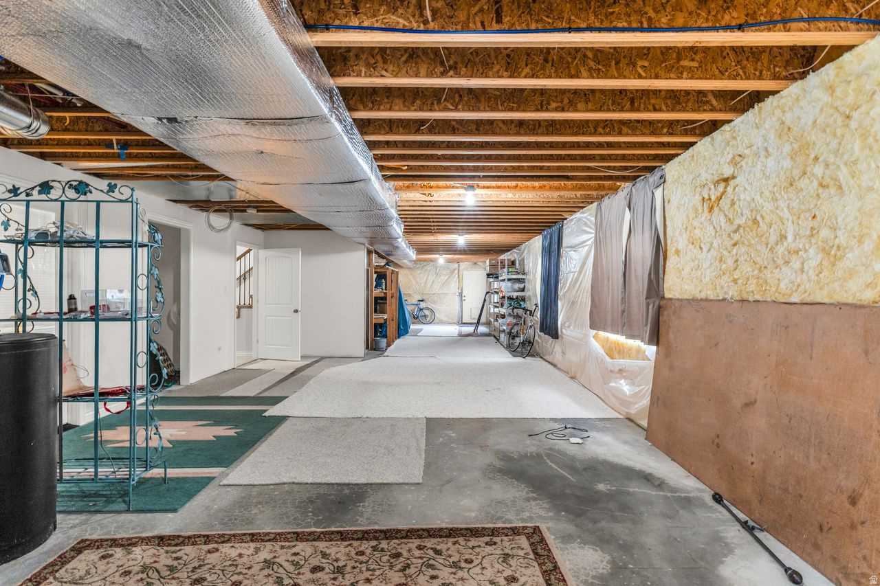 ASPEN MEADOWS - Residential