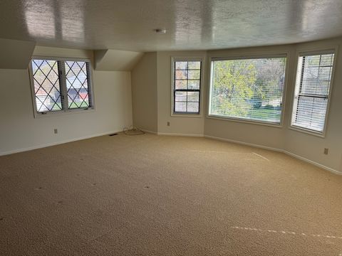 Tiny photo for 1273 N NEWPORT LANE Ln, Kaysville, UT 84037 (MLS # 2146670)