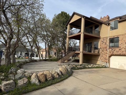 Tiny photo for 1273 N NEWPORT LANE Ln, Kaysville, UT 84037 (MLS # 2146670)