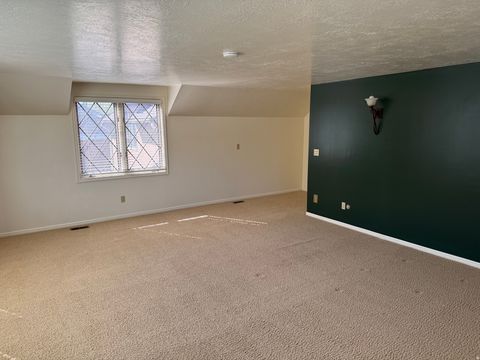 Tiny photo for 1273 N NEWPORT LANE Ln, Kaysville, UT 84037 (MLS # 2146670)