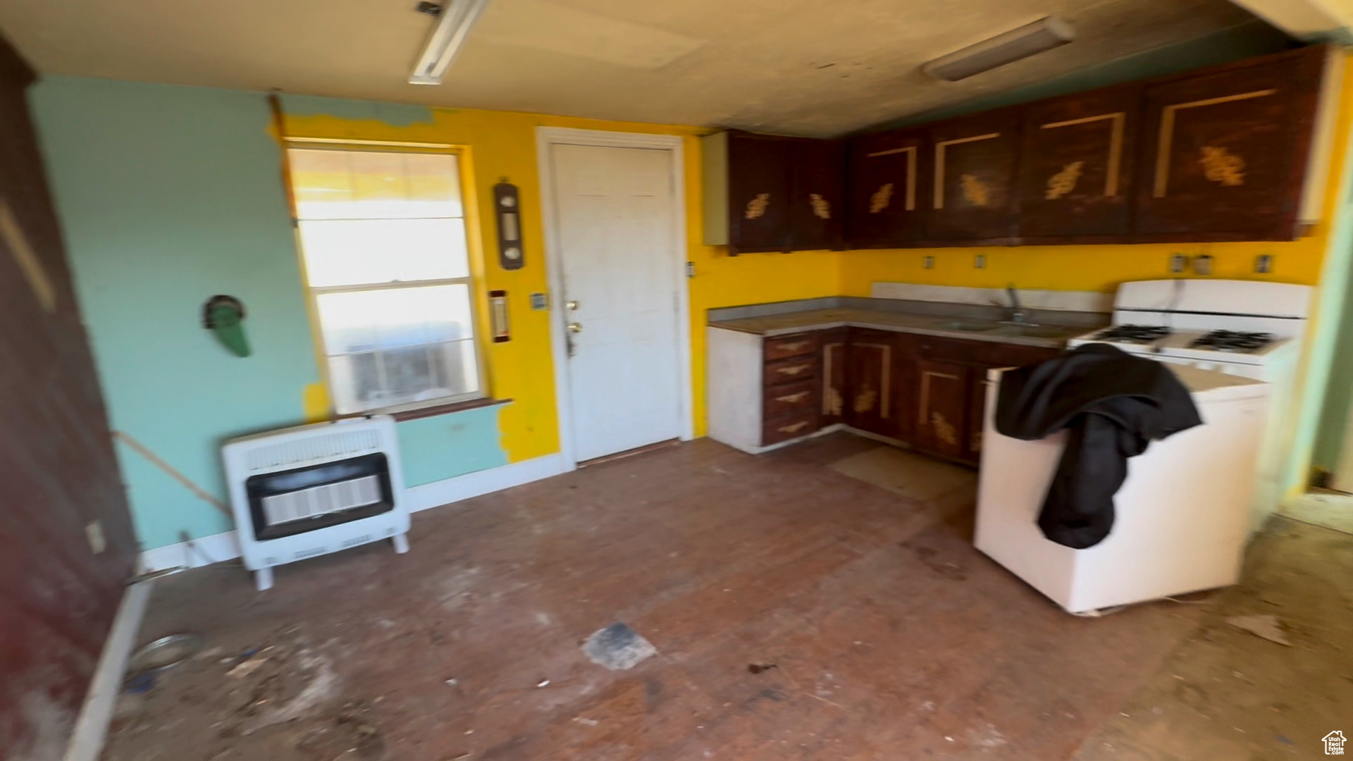 BLUEBENCH - Residential