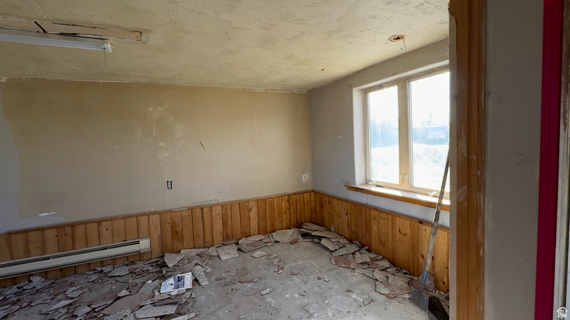 BLUEBENCH - Residential