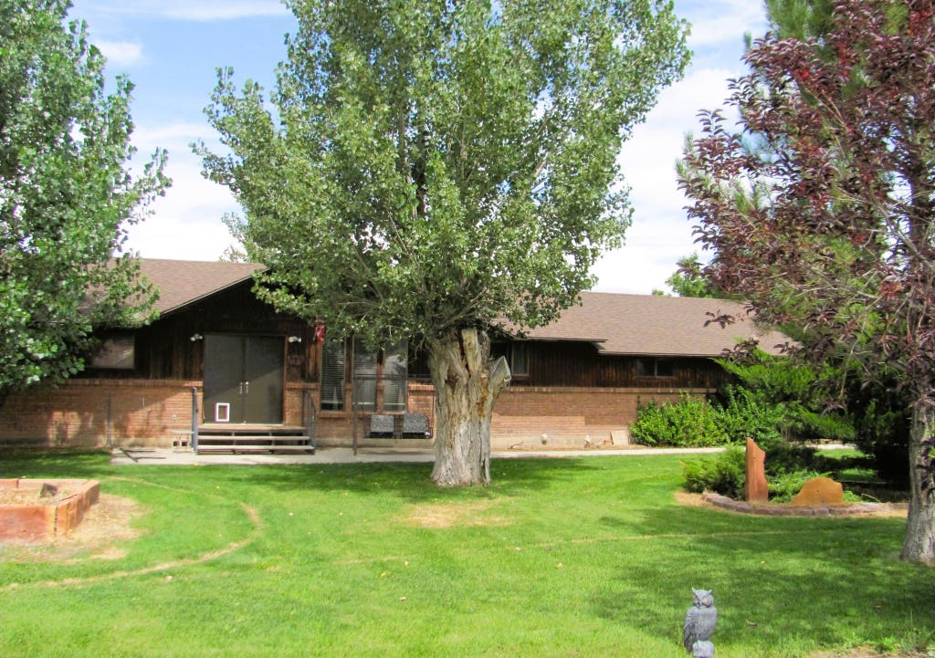 Photo of 690 E 100 N, Wellington, UT 84542 (MLS # 2180938)