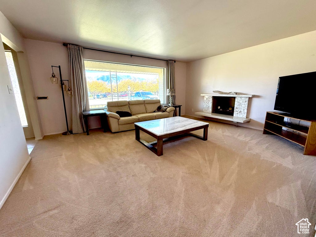 Photo of 625 N 300 E, Tremonton, UT 84337 (MLS # 2193083)