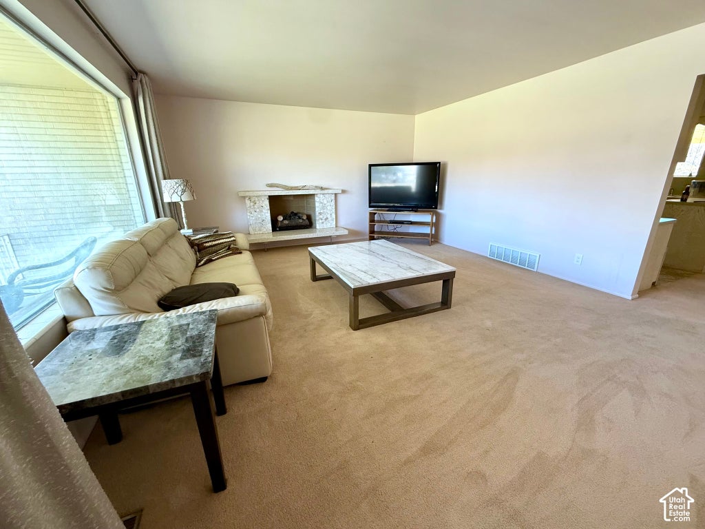 Photo of 625 N 300 E, Tremonton, UT 84337 (MLS # 2193083)