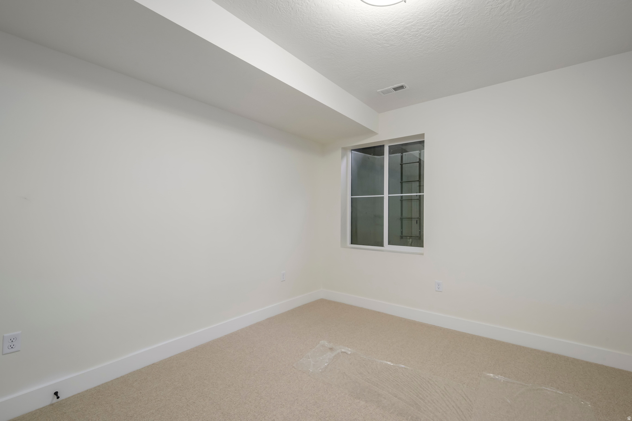 MONTDELLA - Residential Income