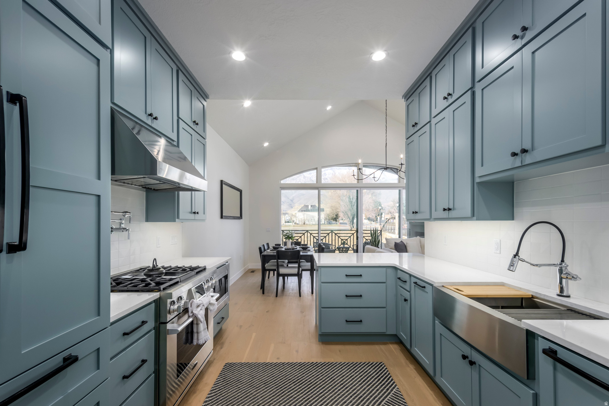 MONTDELLA - Residential Income