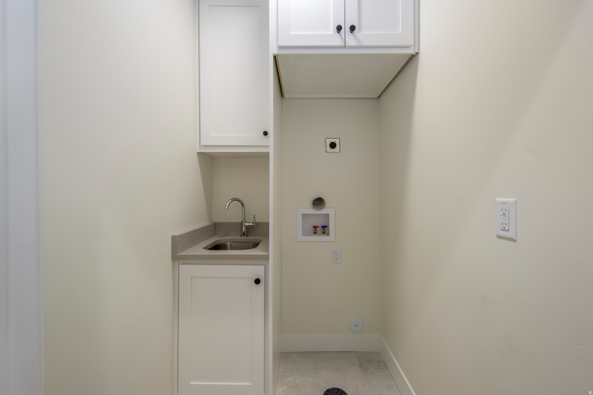 MONTDELLA - Residential Income