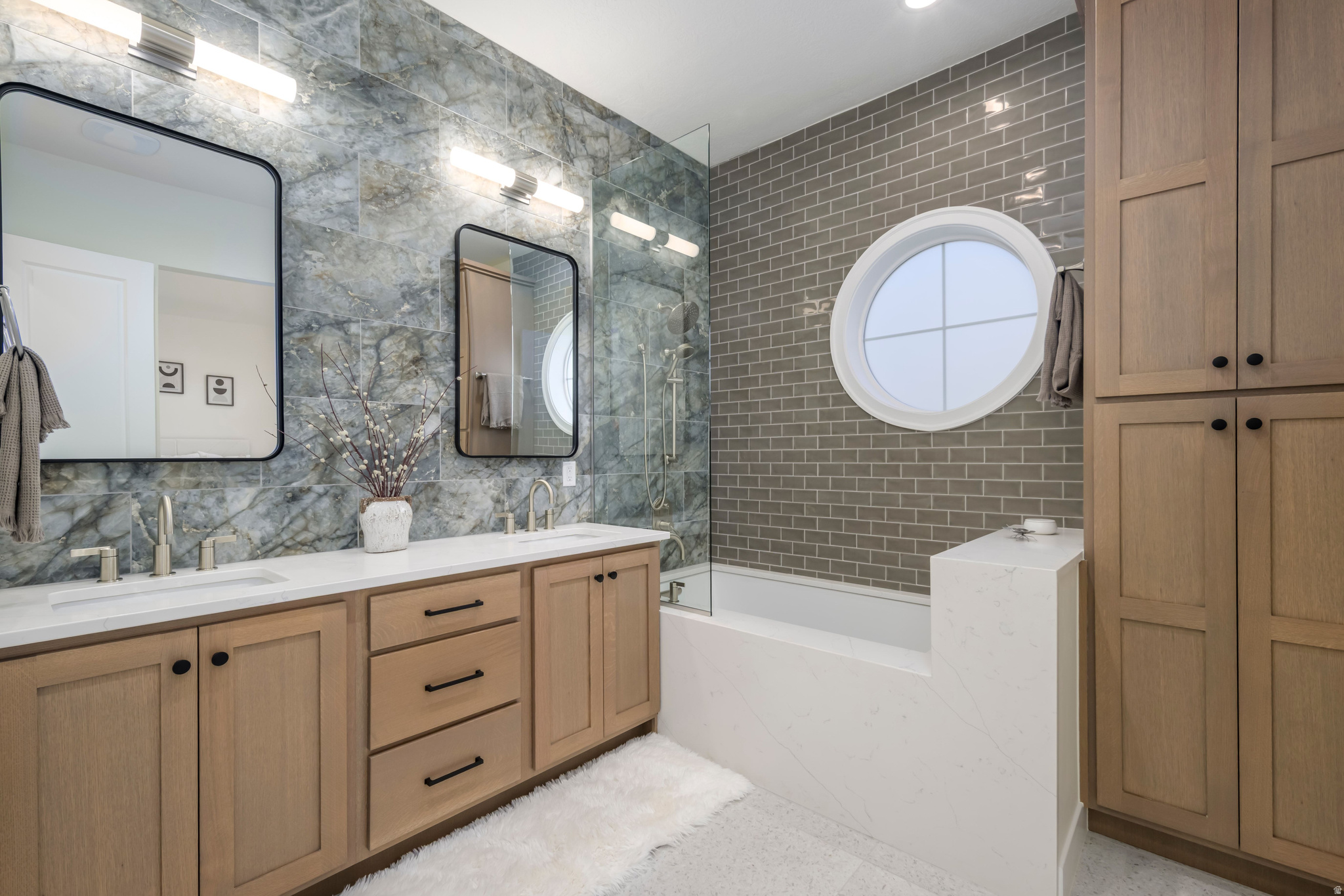 MONTDELLA - Residential Income