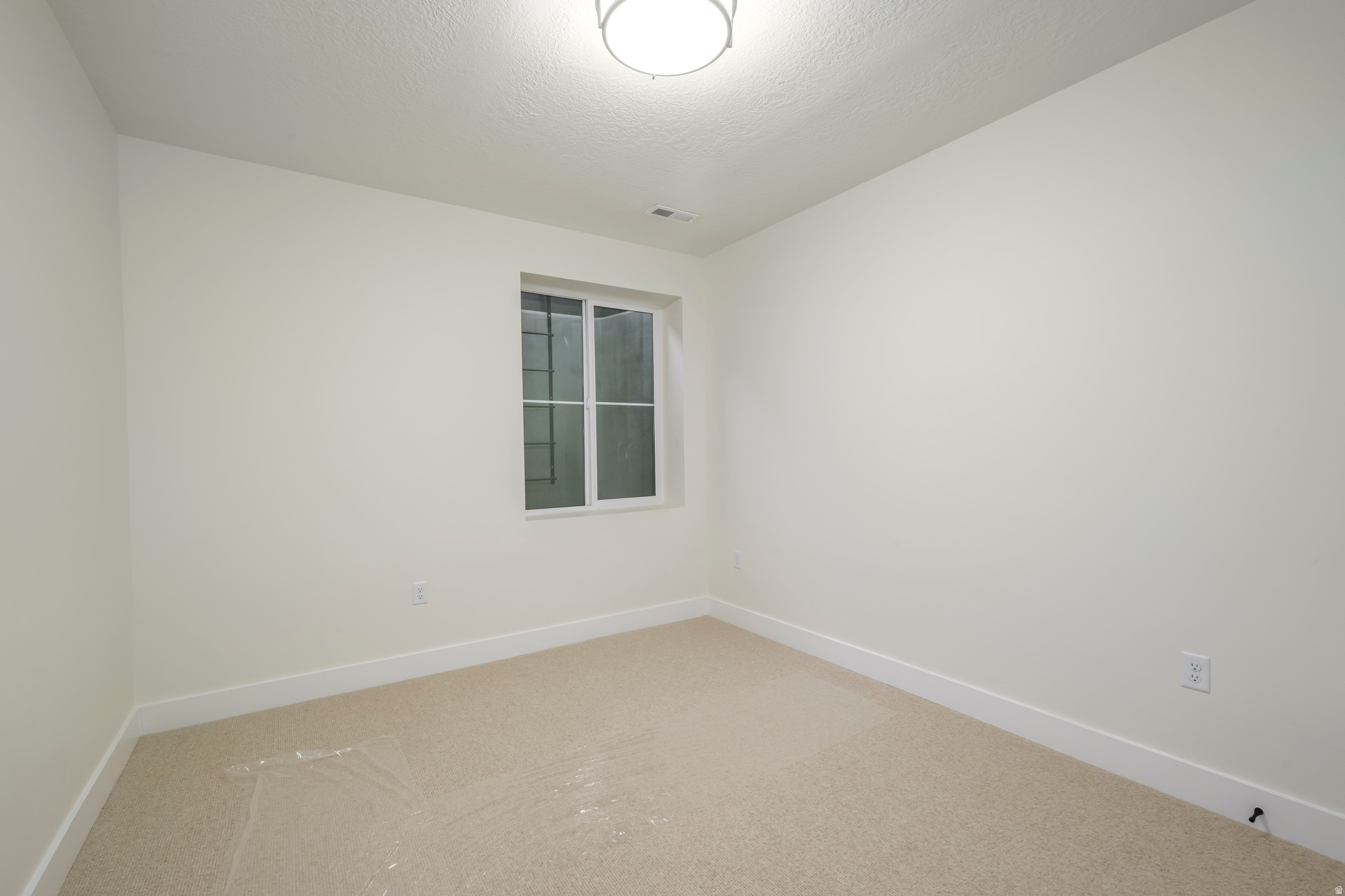 MONTDELLA - Residential Income