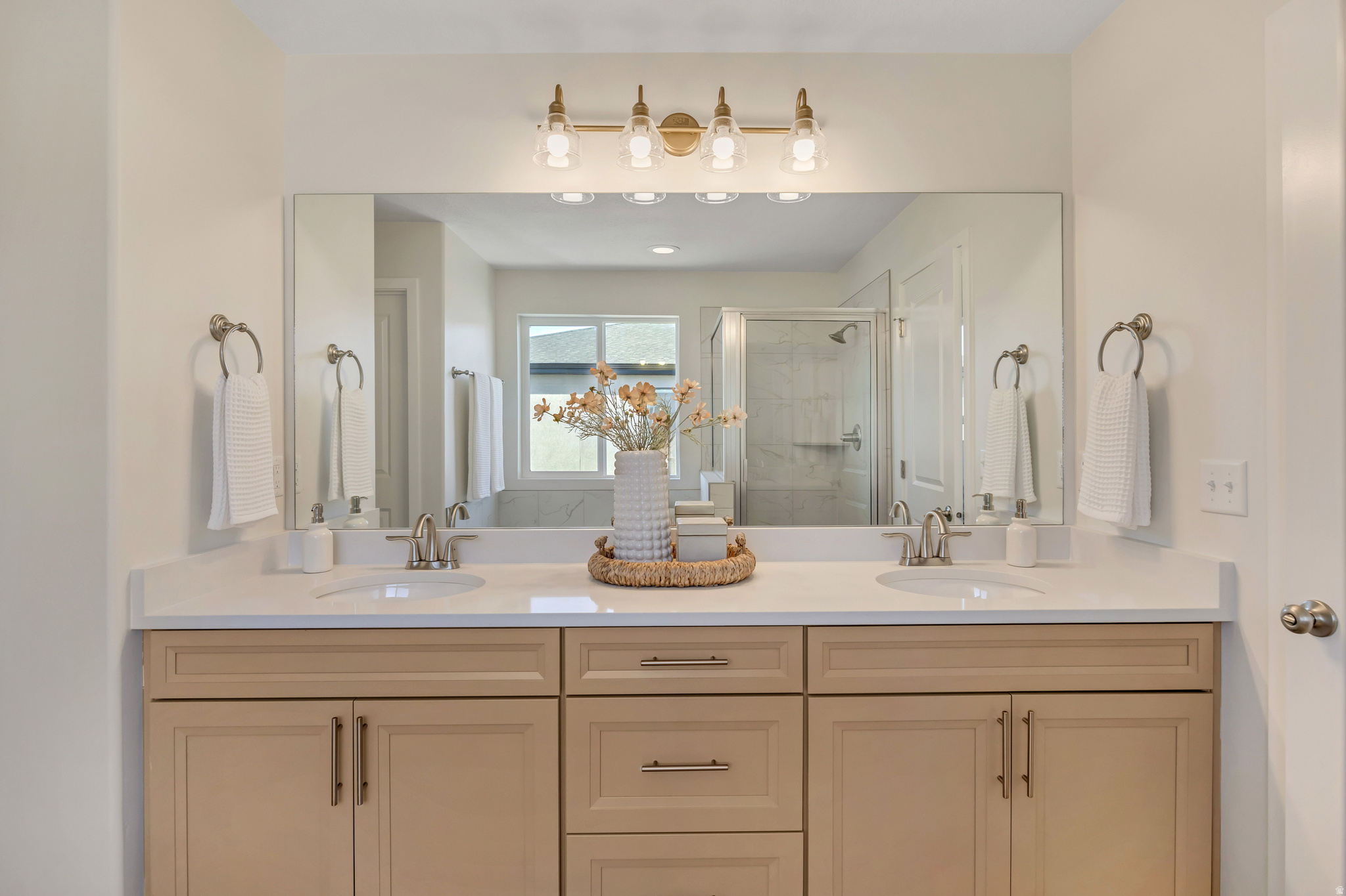 PARKVIEW AT SHORELINE - Residential