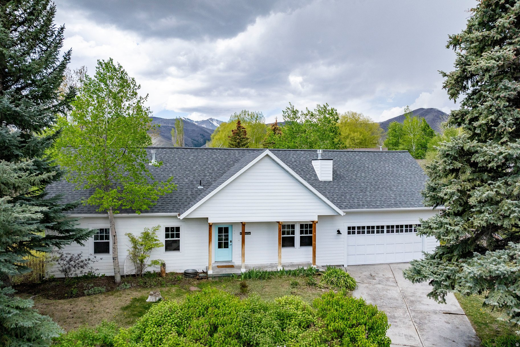 MIDWAY FARMS - Residential