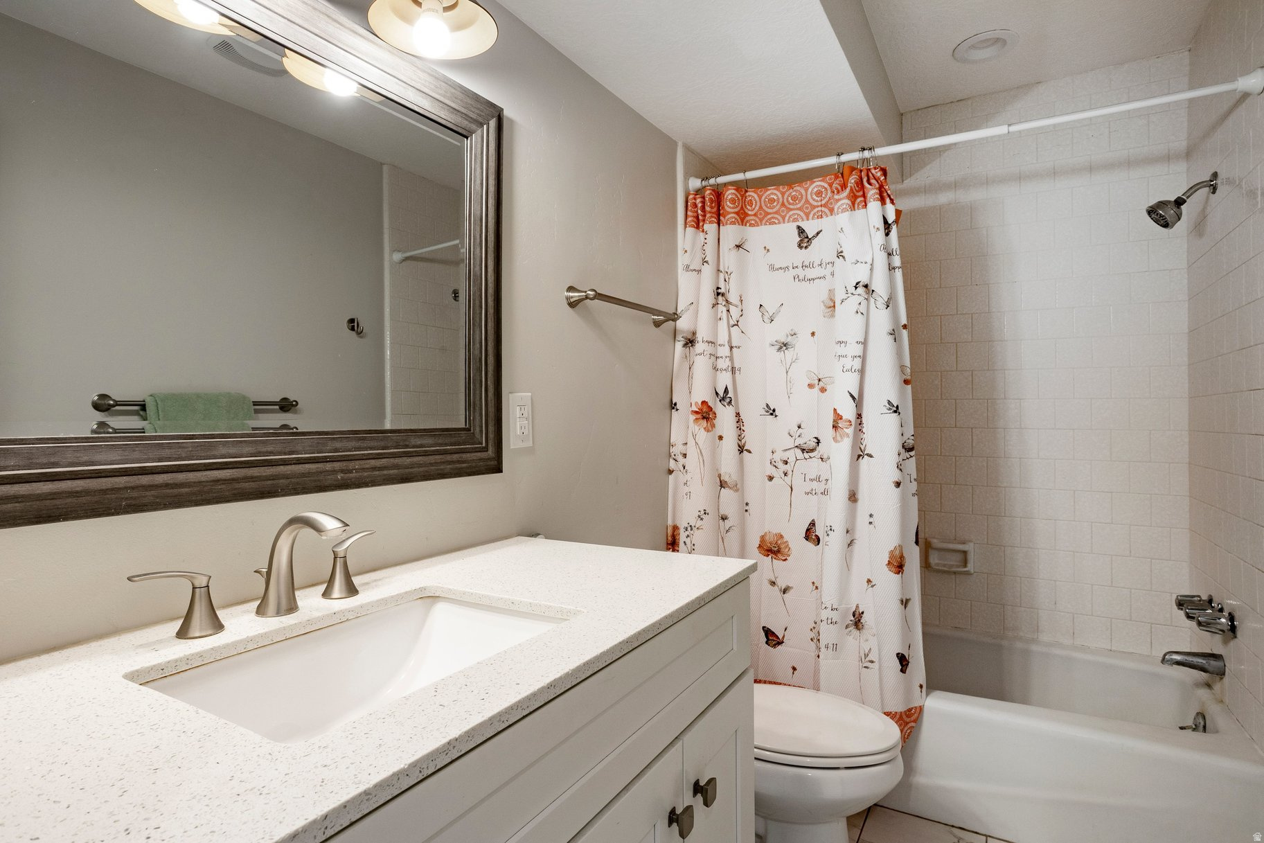 MIDWAY FARMS - Residential
