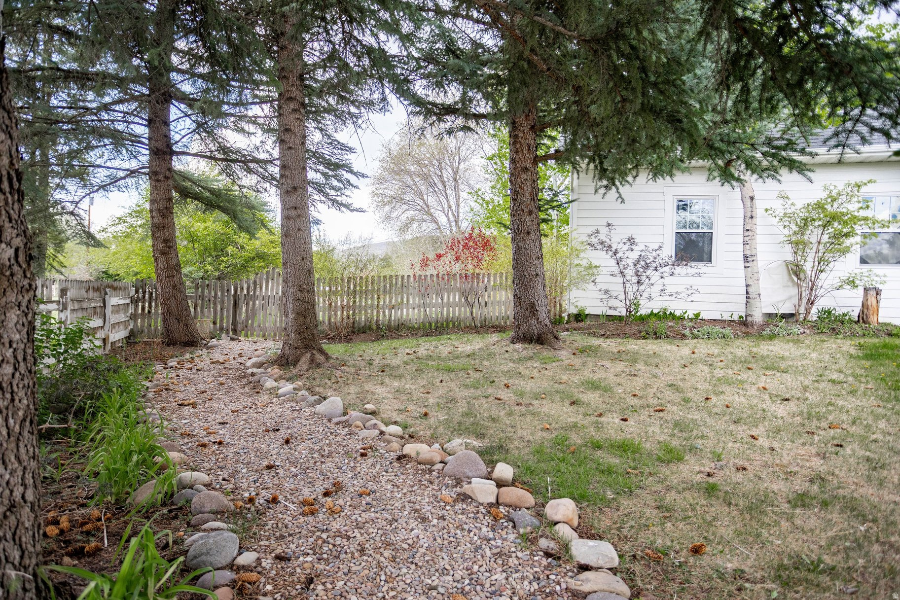 MIDWAY FARMS - Residential