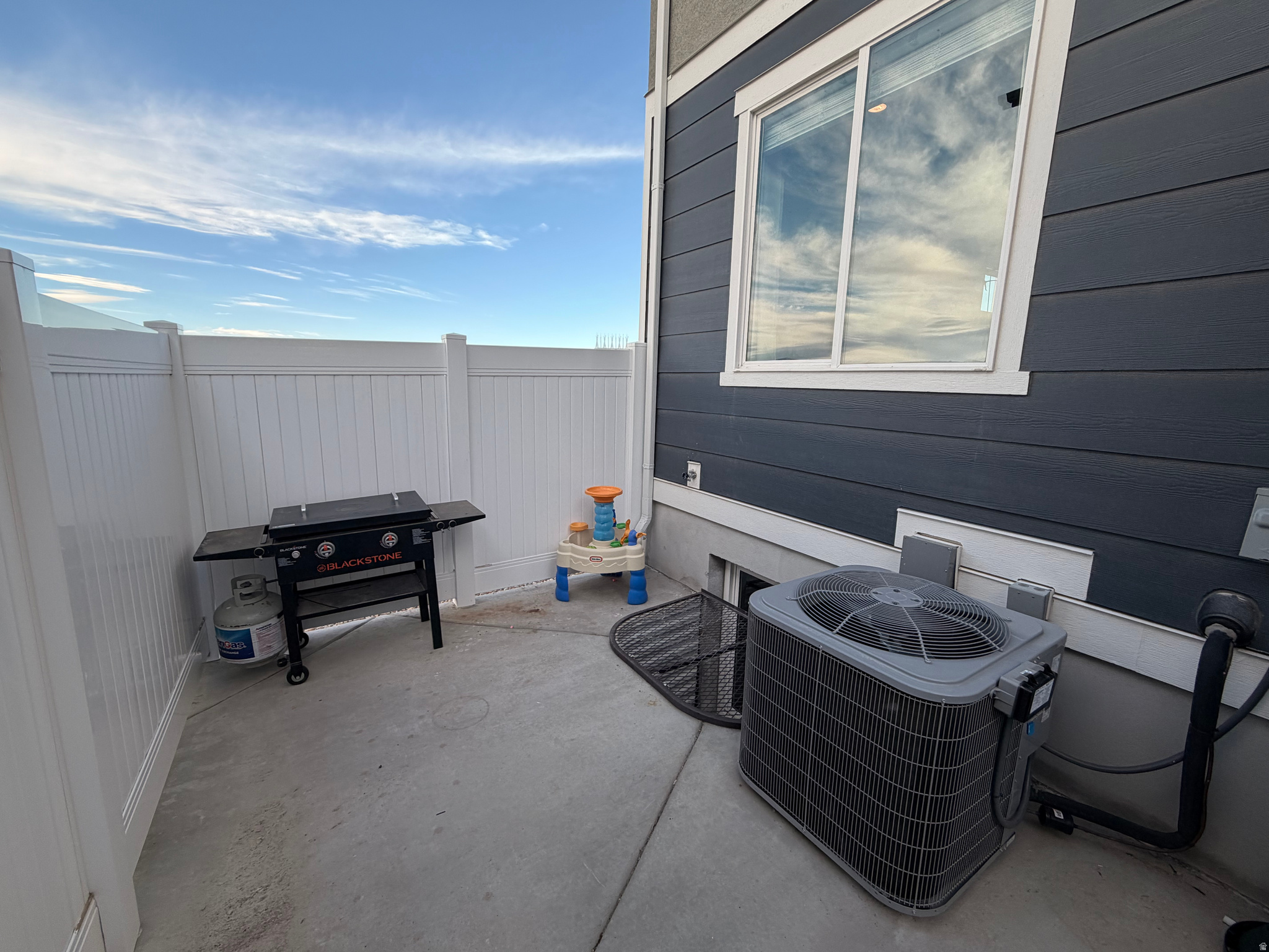 SUMMIT RIDGE TOWNS - Residential