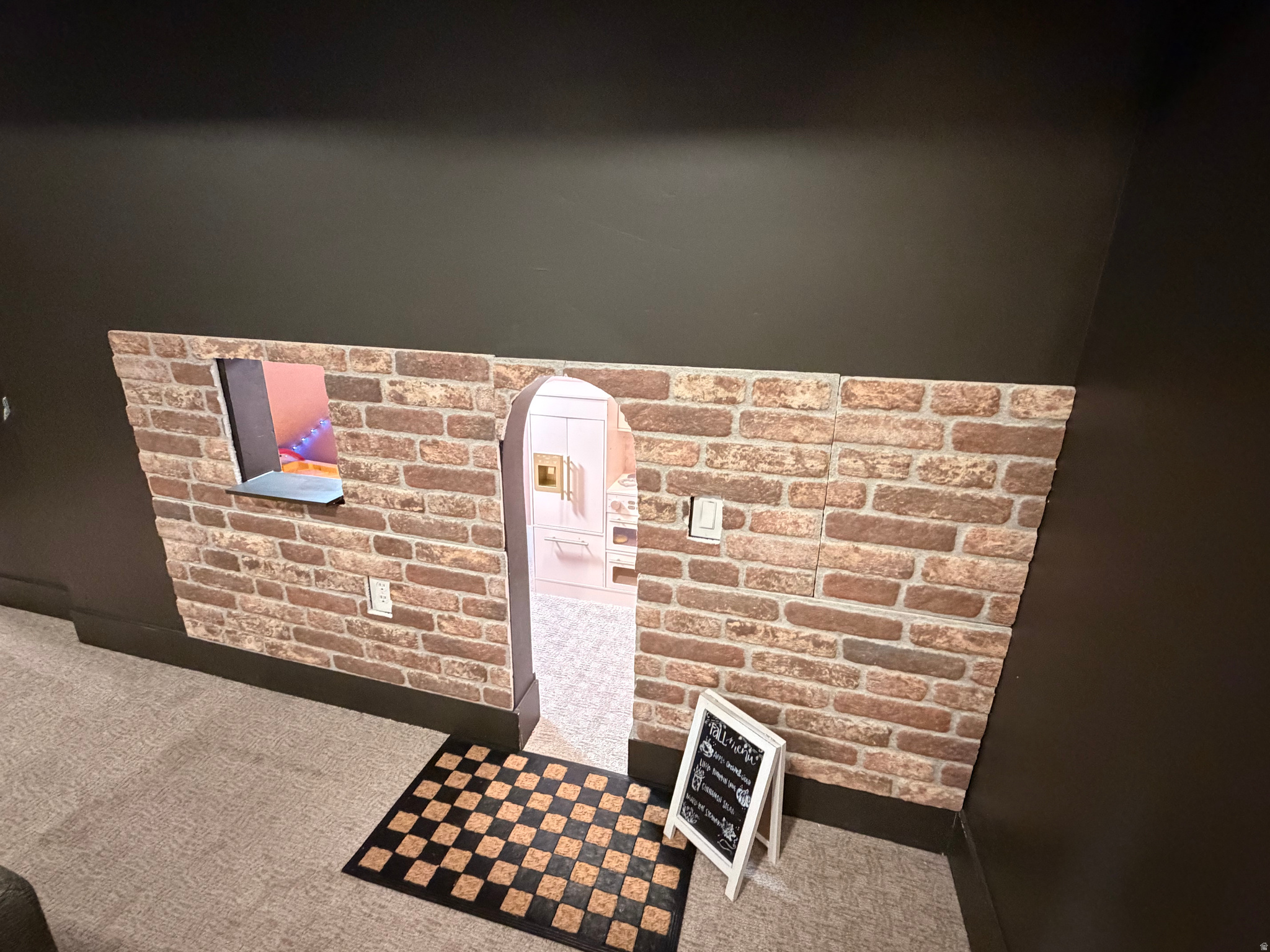 SUMMIT RIDGE TOWNS - Residential