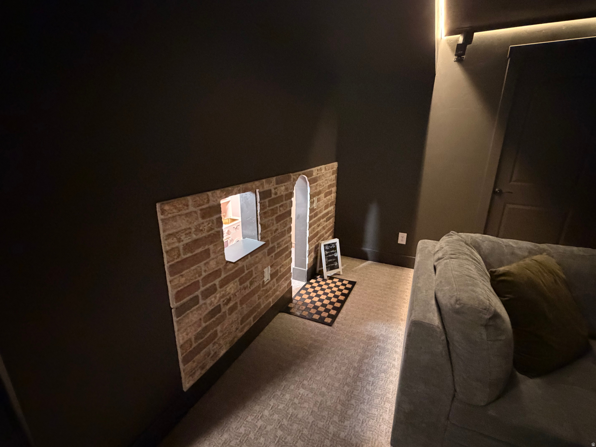 SUMMIT RIDGE TOWNS - Residential