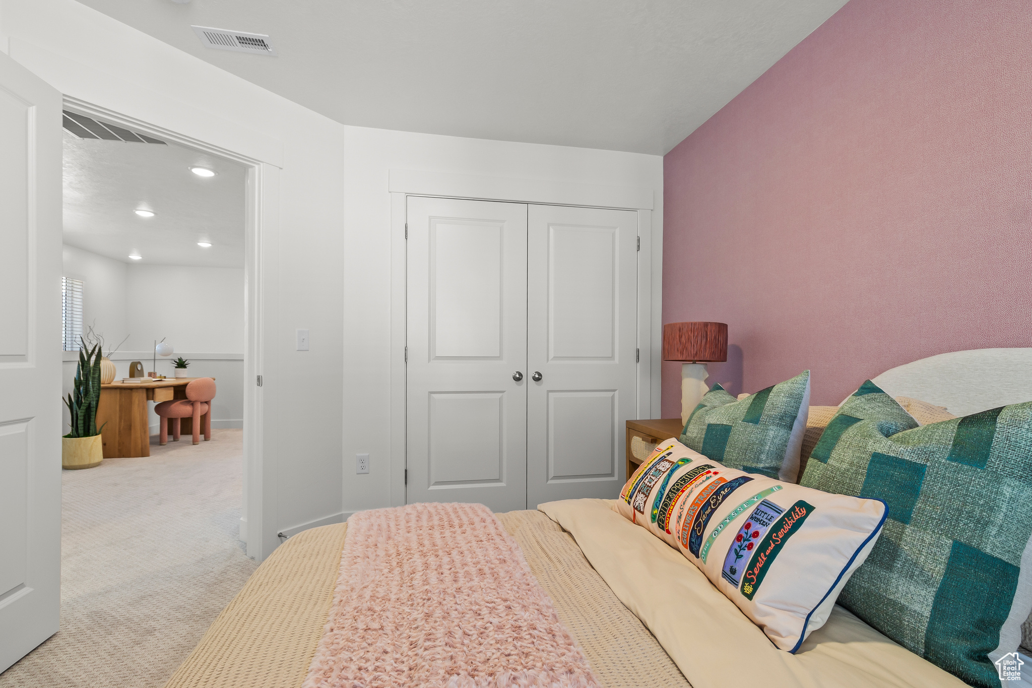 SUGAR CREEK TOWNHOMES - Residential