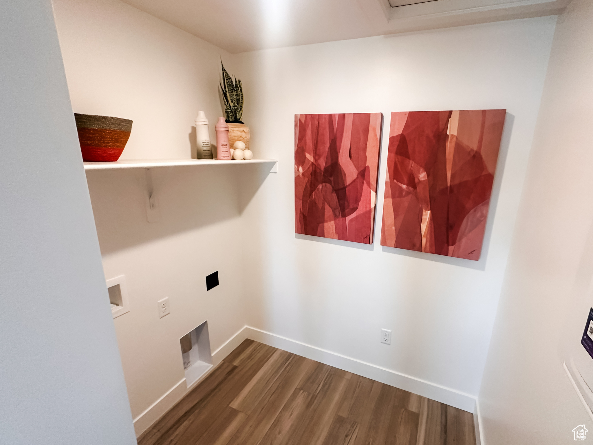 SUGAR CREEK TOWNHOMES - Residential