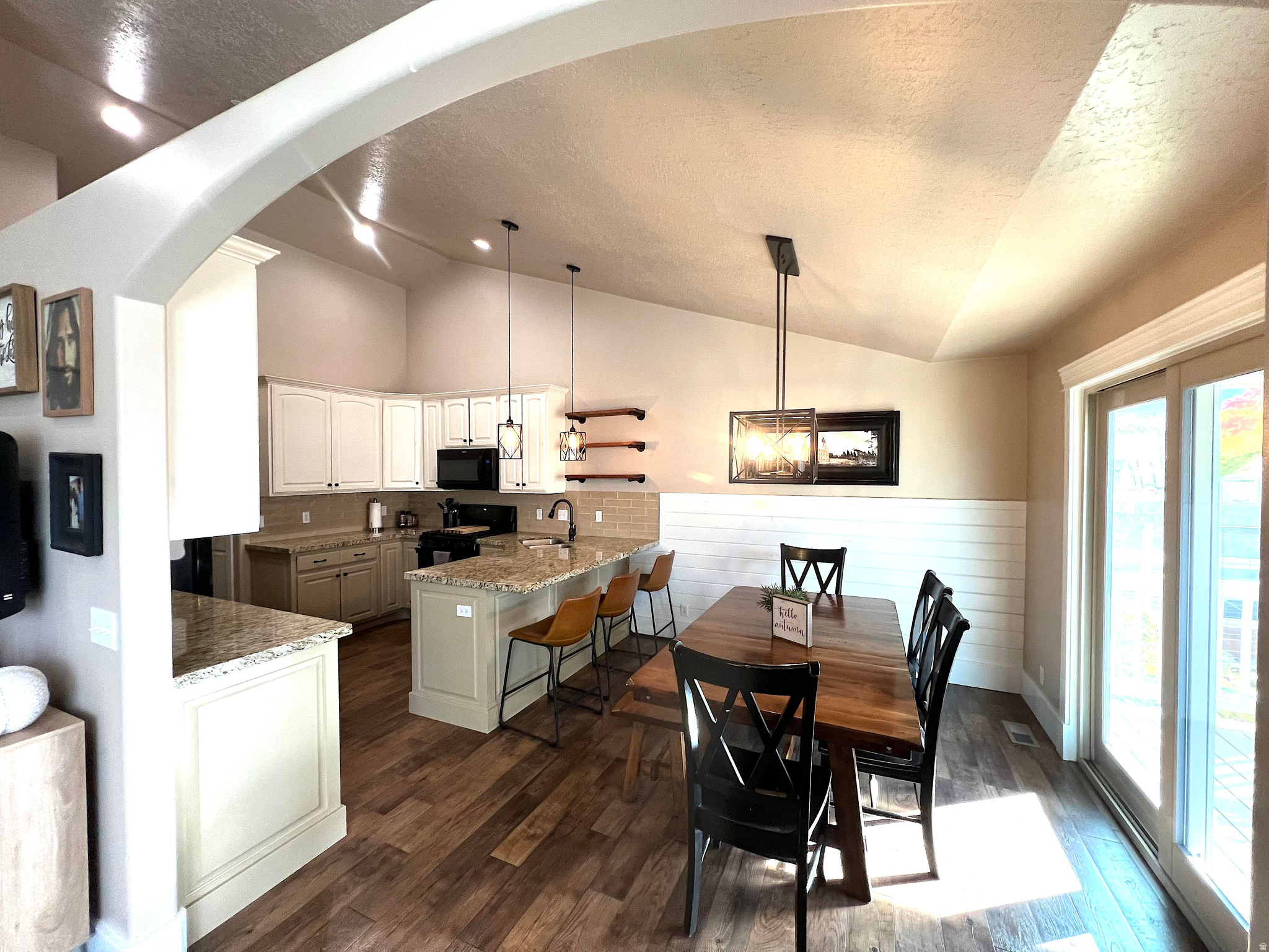 CEDARWOOD ESTATES - Residential