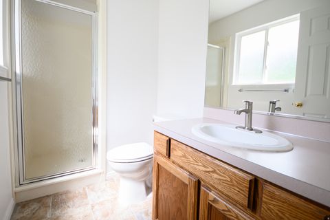 Tiny photo for 960 E 3400 N, Layton, UT 84040 (MLS # 2158302)