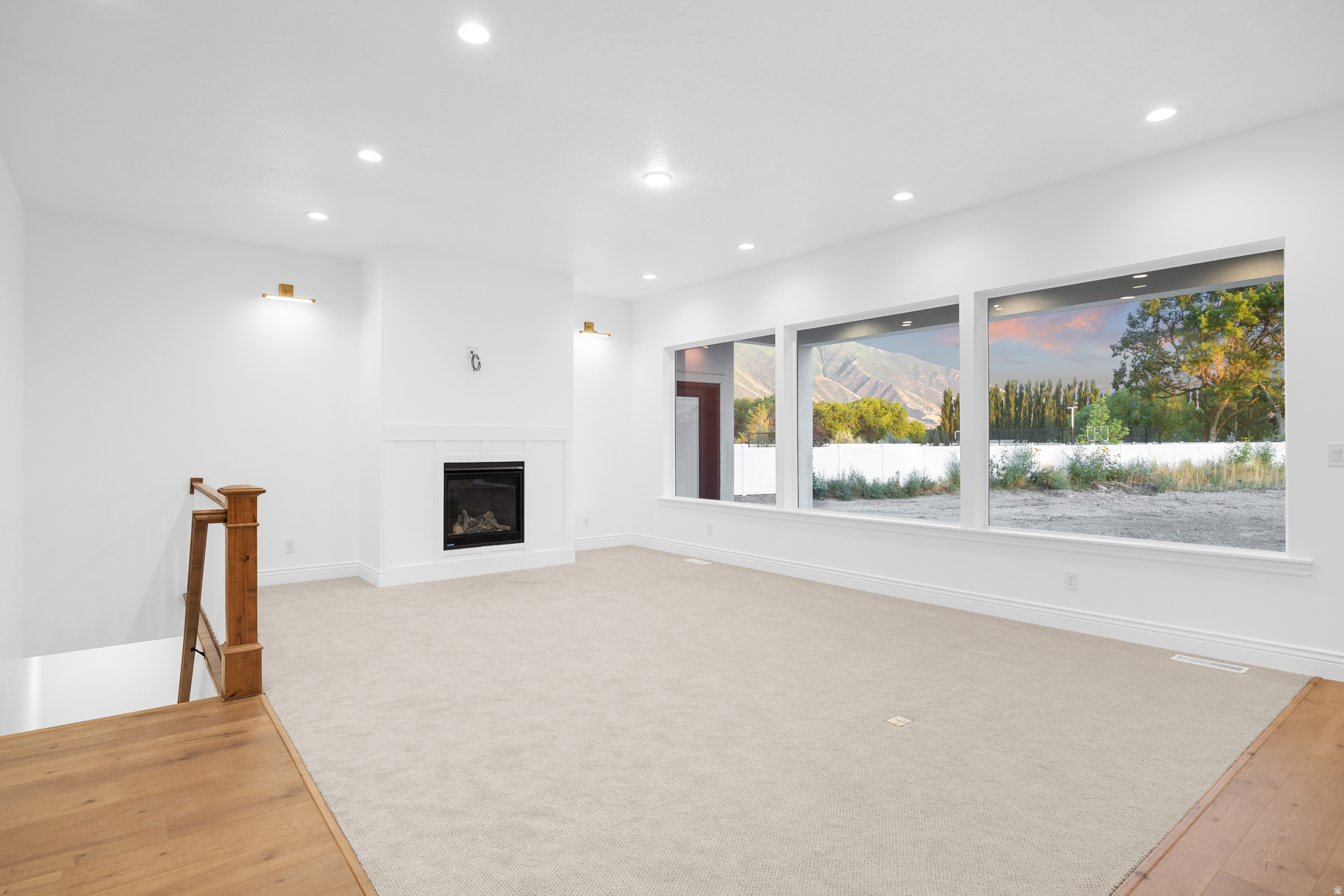 OAKRIDGE COVE - Residential