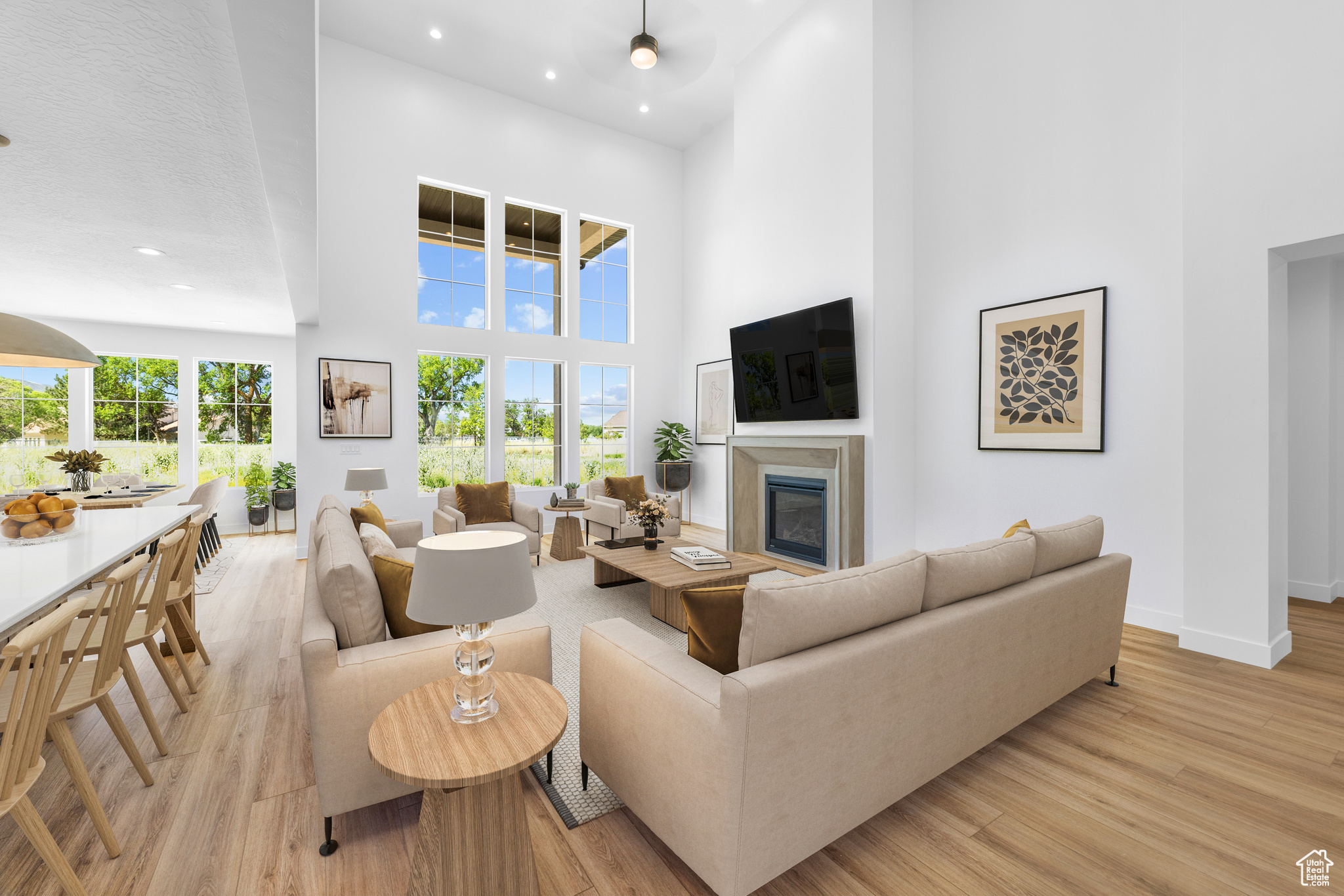 OAKRIDGE COVE - Residential