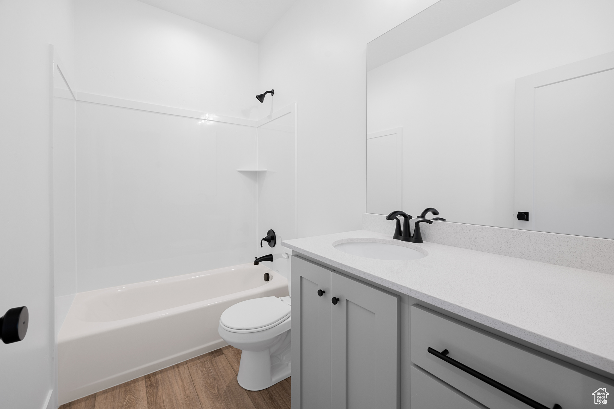 OAKRIDGE COVE - Residential