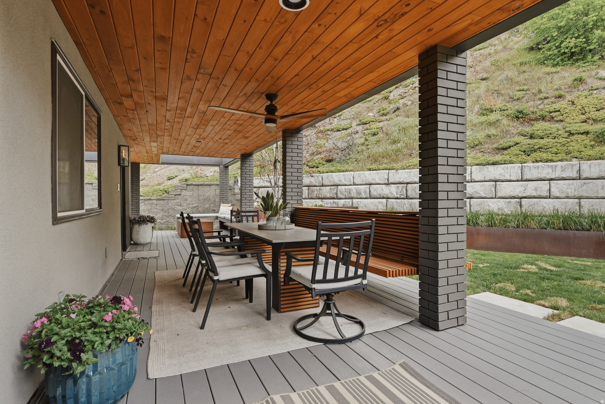 EASTWOOD HILLS - Residential
