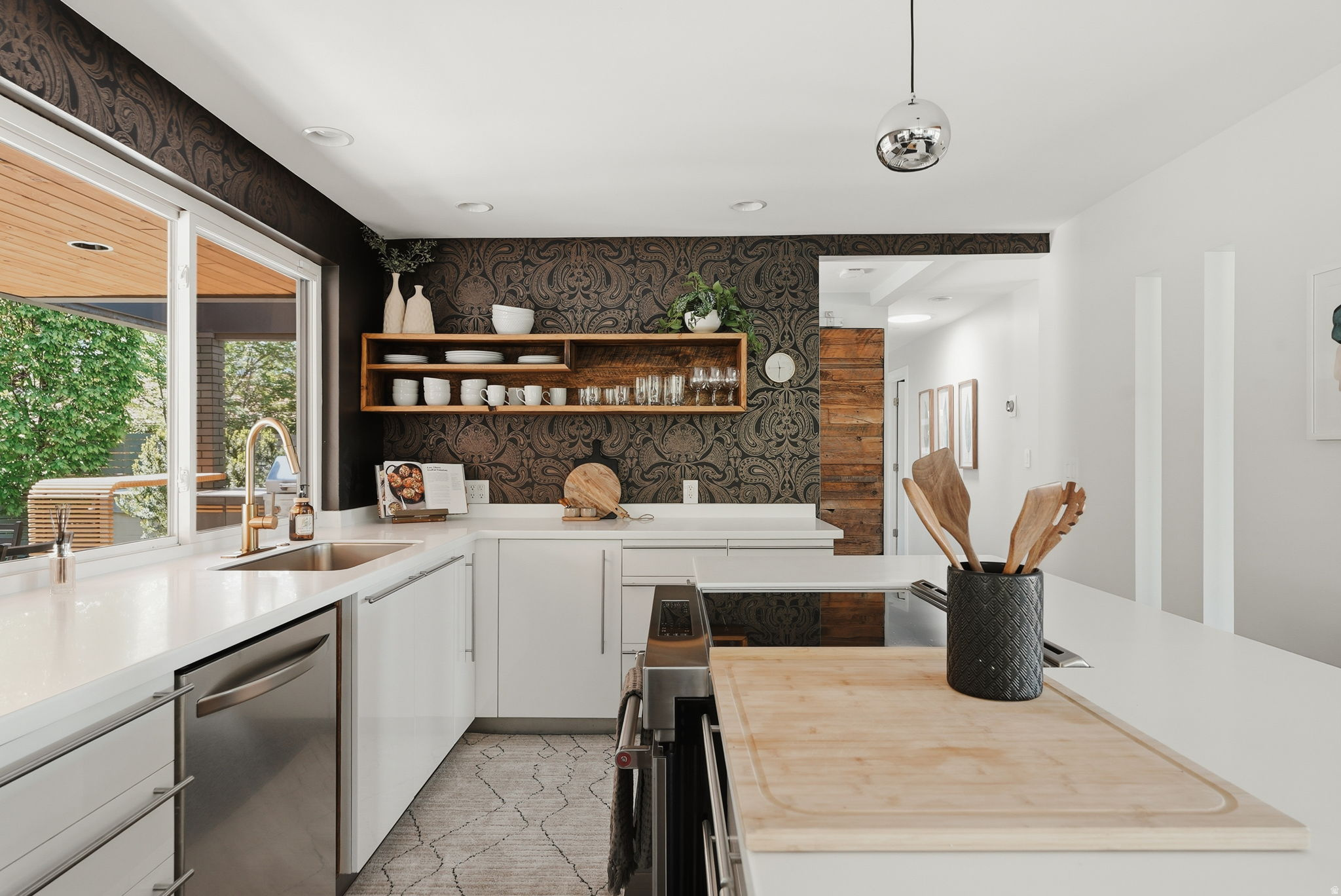EASTWOOD HILLS - Residential