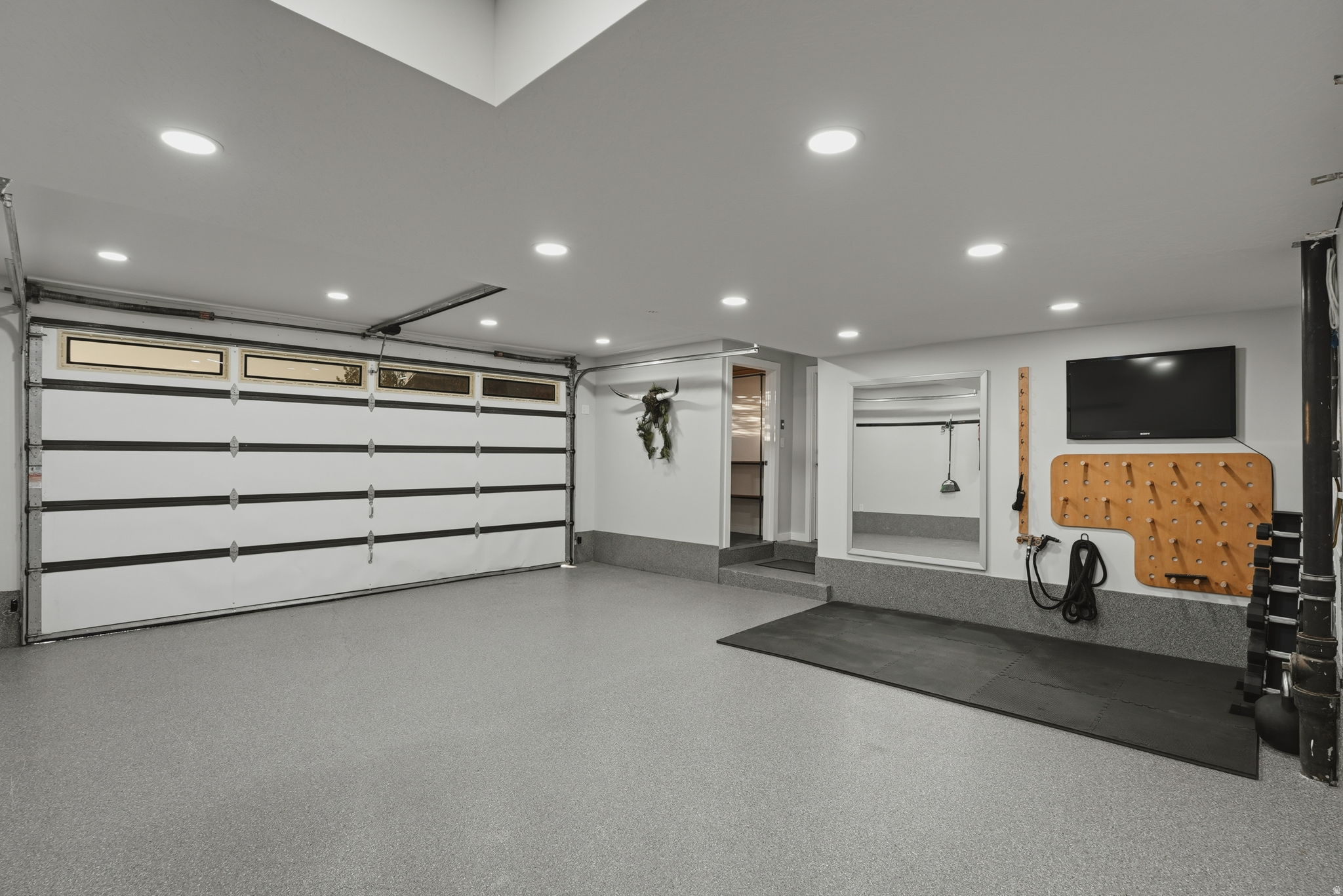 EASTWOOD HILLS - Residential