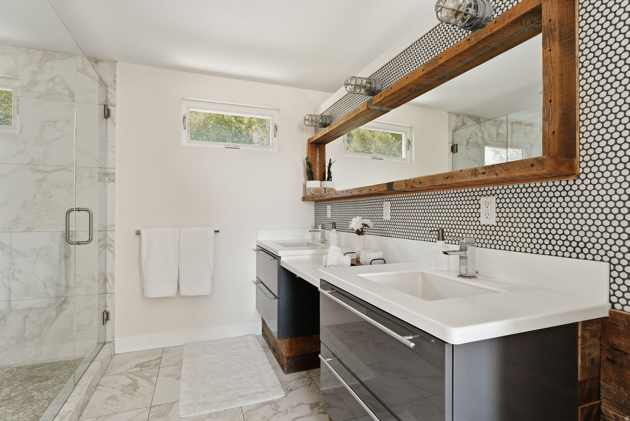 EASTWOOD HILLS - Residential
