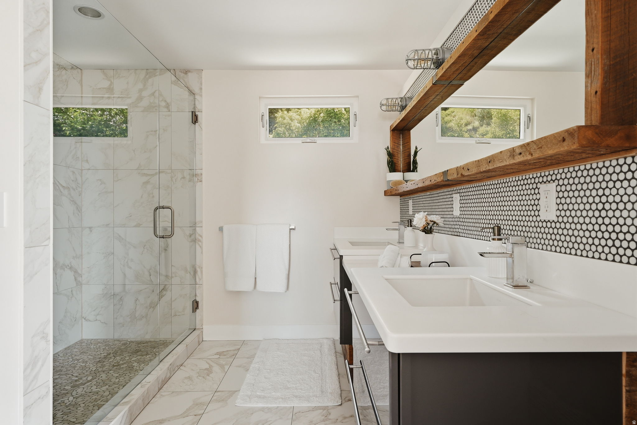 EASTWOOD HILLS - Residential