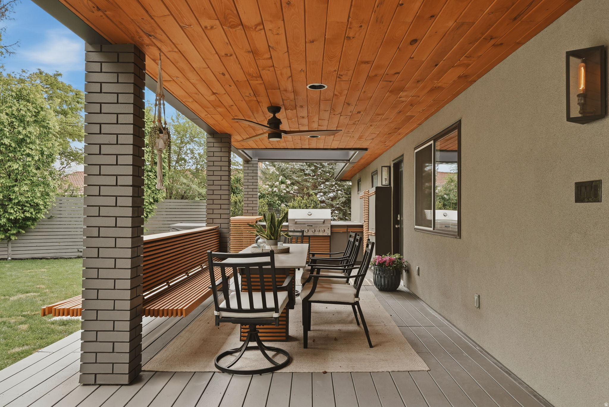 EASTWOOD HILLS - Residential