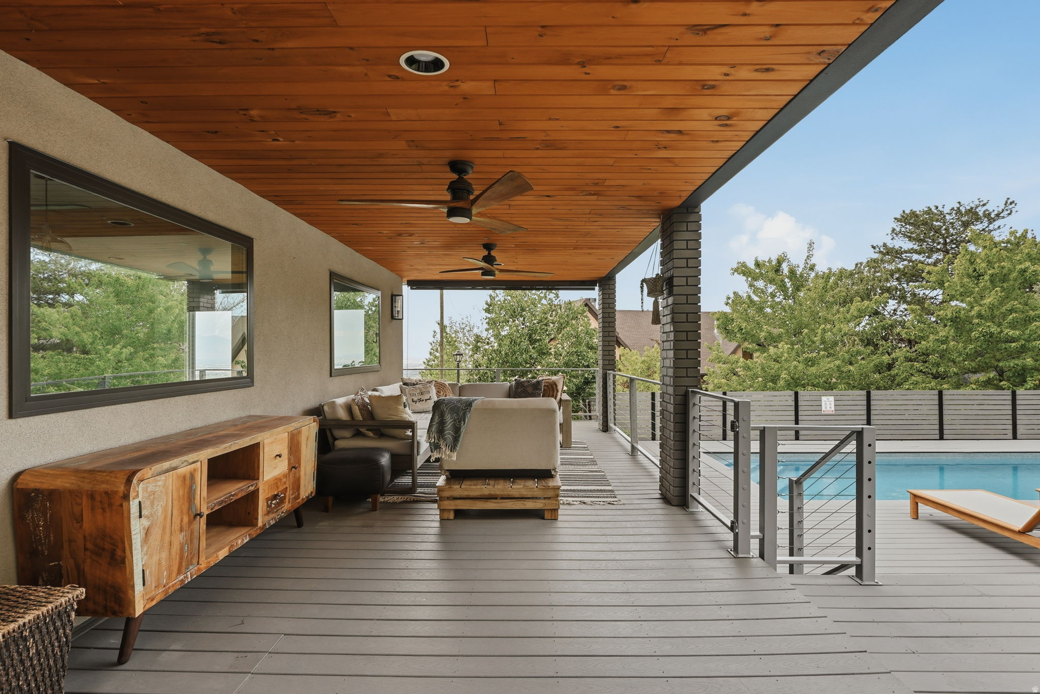EASTWOOD HILLS - Residential