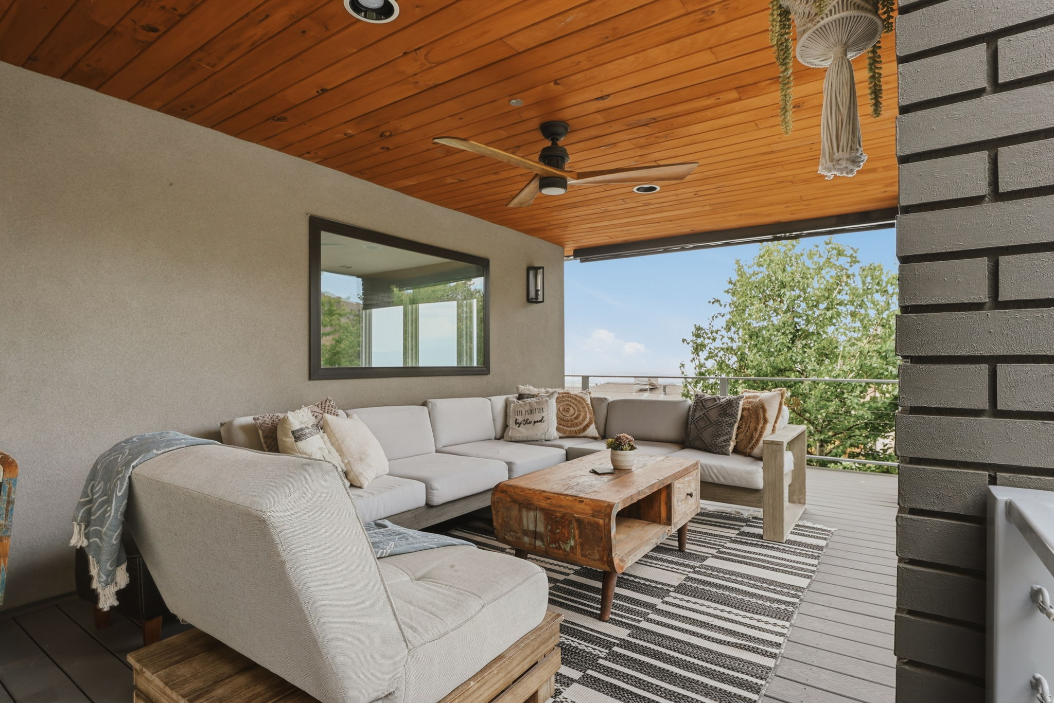 EASTWOOD HILLS - Residential