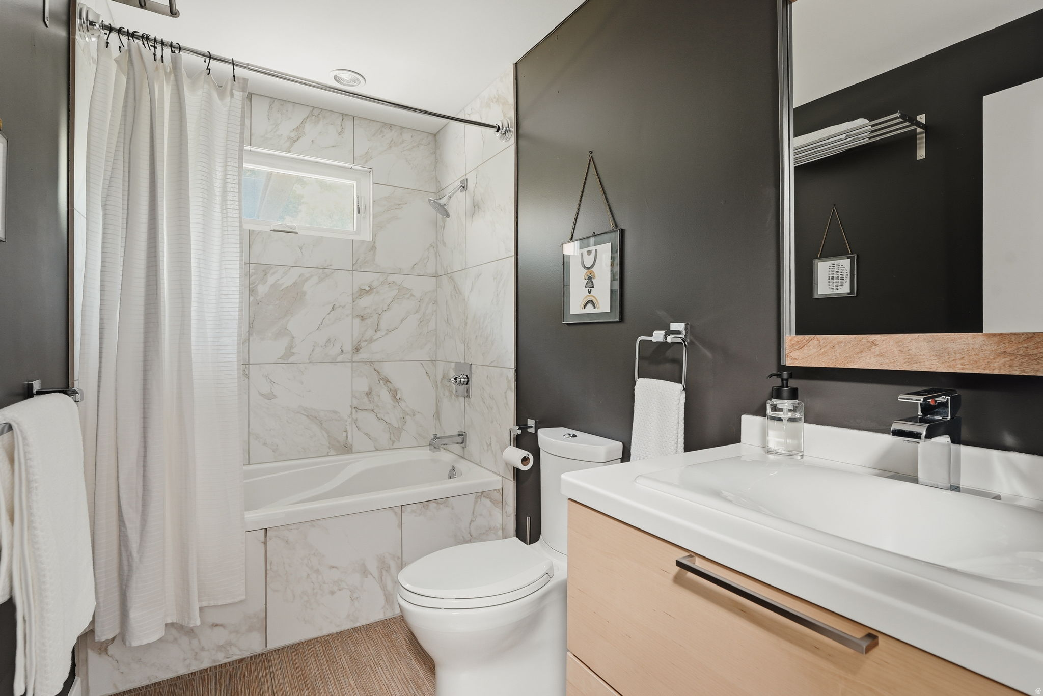 EASTWOOD HILLS - Residential