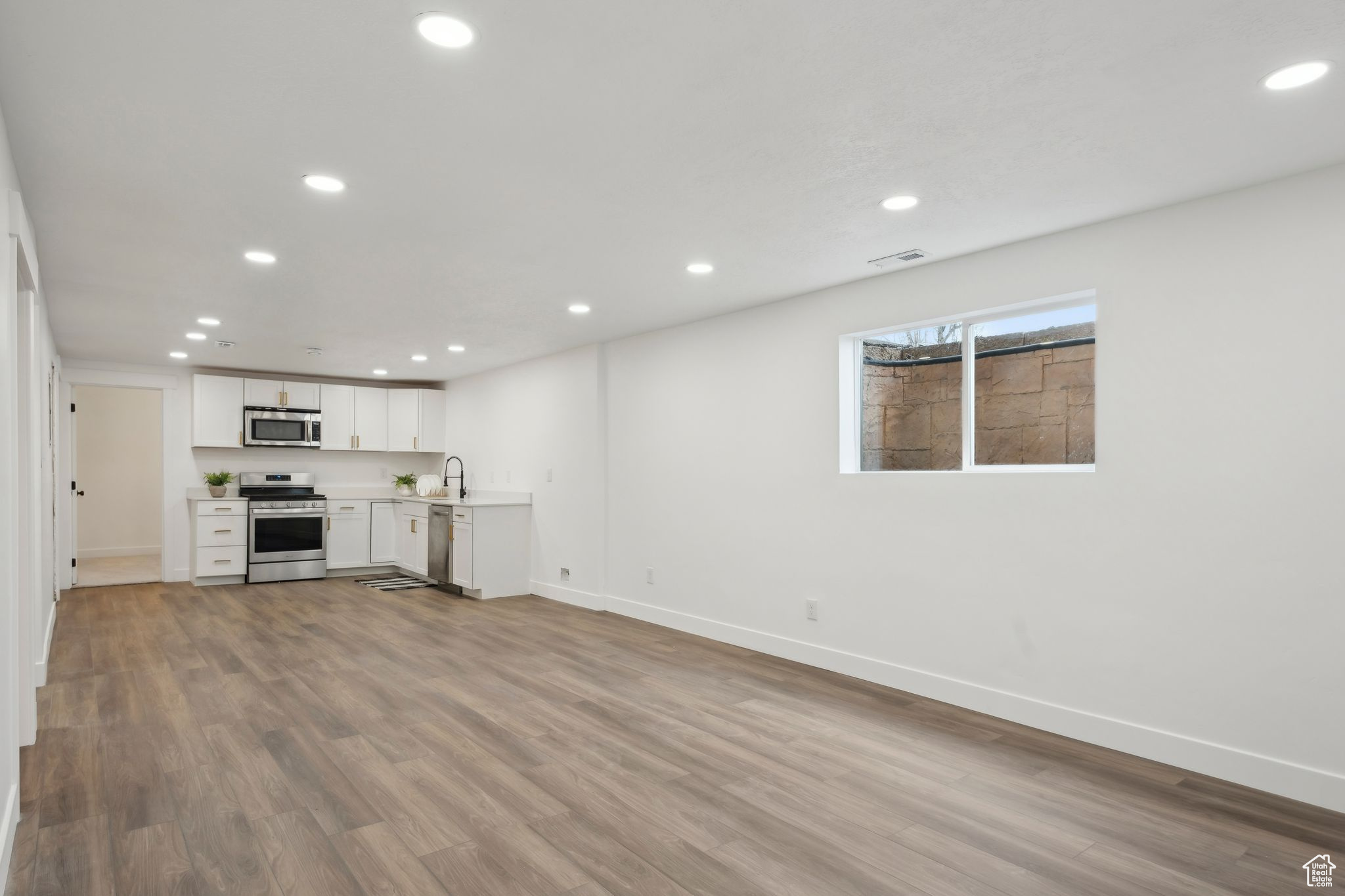 687 N 500, Orem, Utah image 20