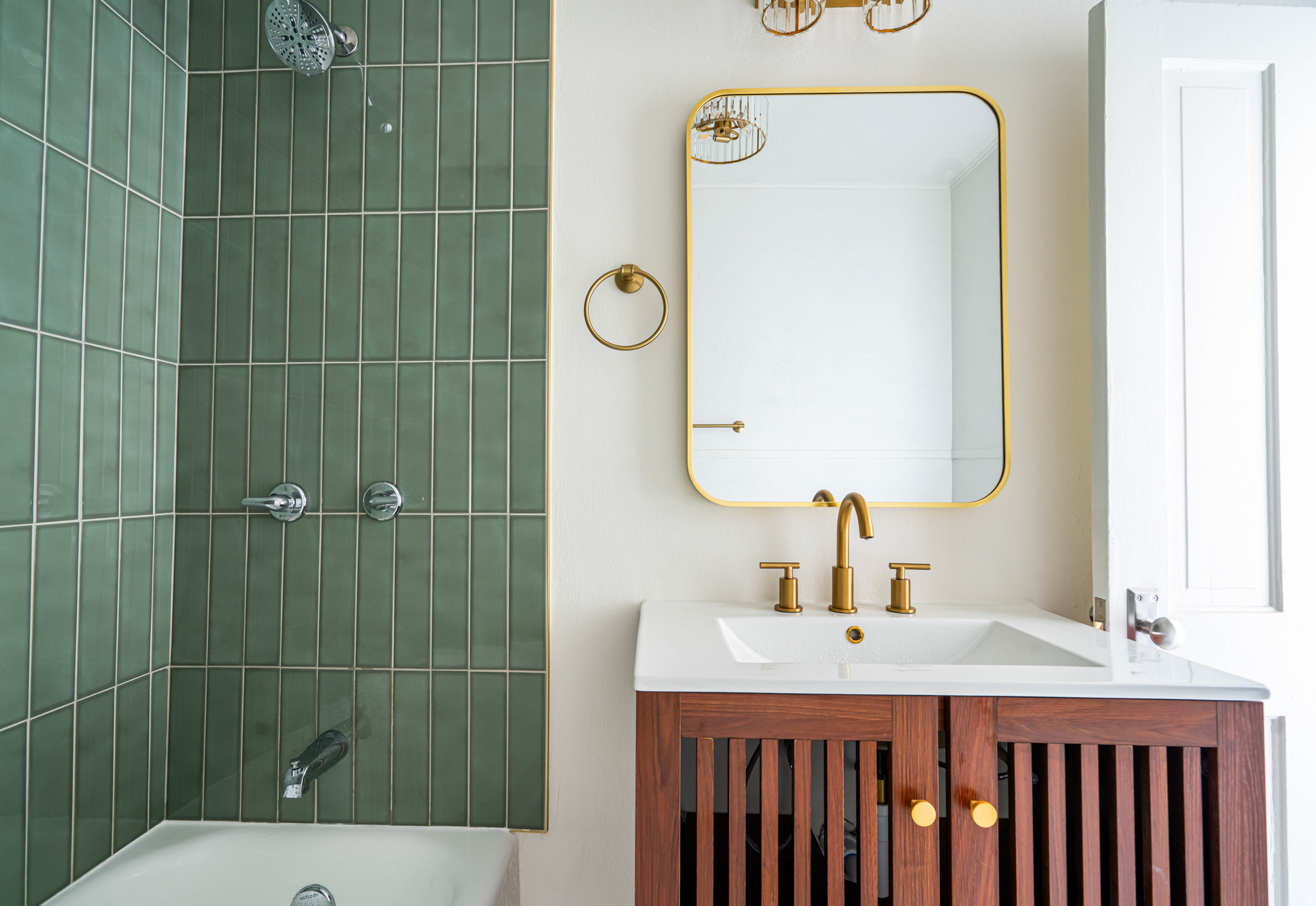 RIVERSIDE - Residential