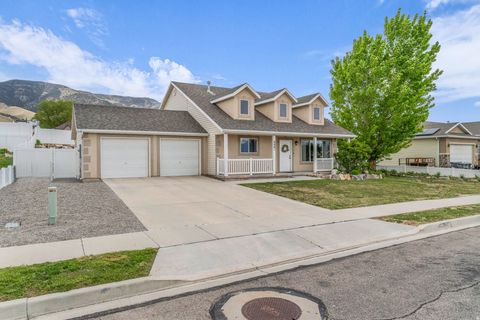 Tiny photo for 4061 S MONTEGO DR W, Saratoga Springs, UT 84045 (MLS # 2151871)
