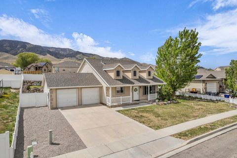 Tiny photo for 4061 S MONTEGO DR W, Saratoga Springs, UT 84045 (MLS # 2151871)