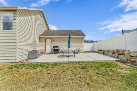 Tiny photo for 4061 S MONTEGO DR W, Saratoga Springs, UT 84045 (MLS # 2151871)