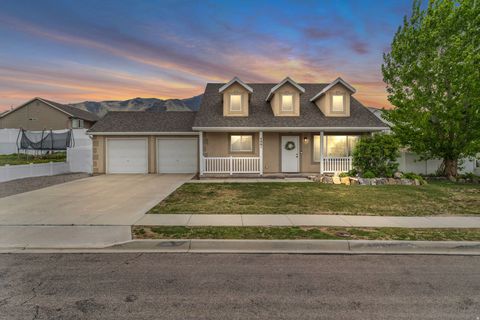 Tiny photo for 4061 S MONTEGO DR W, Saratoga Springs, UT 84045 (MLS # 2151871)