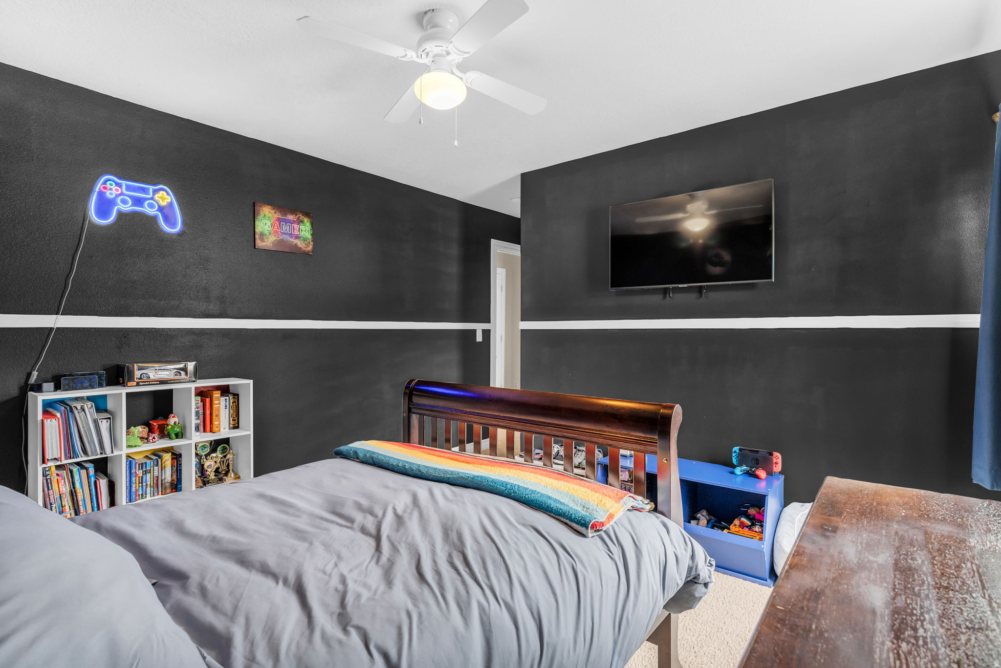 LAKE MOUNTAIN - Residential