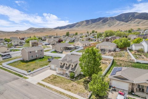 Tiny photo for 4061 S MONTEGO DR W, Saratoga Springs, UT 84045 (MLS # 2151871)