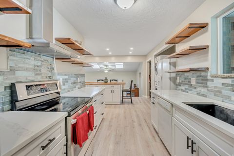 Tiny photo for 8234 S GRAMBLING WAY, Sandy, UT 84094 (MLS # 2154599)