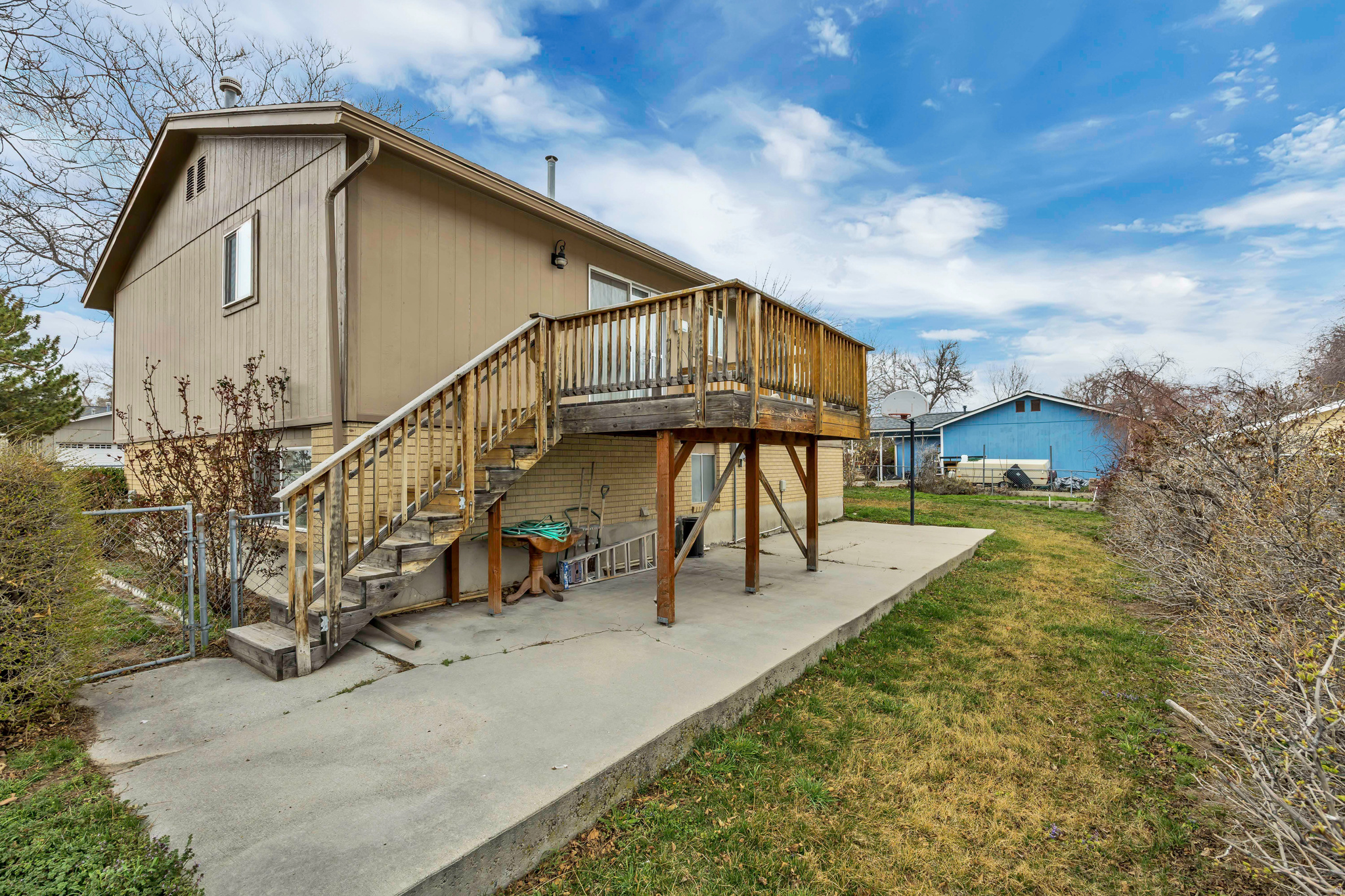 HAZELHURST #1 - Residential