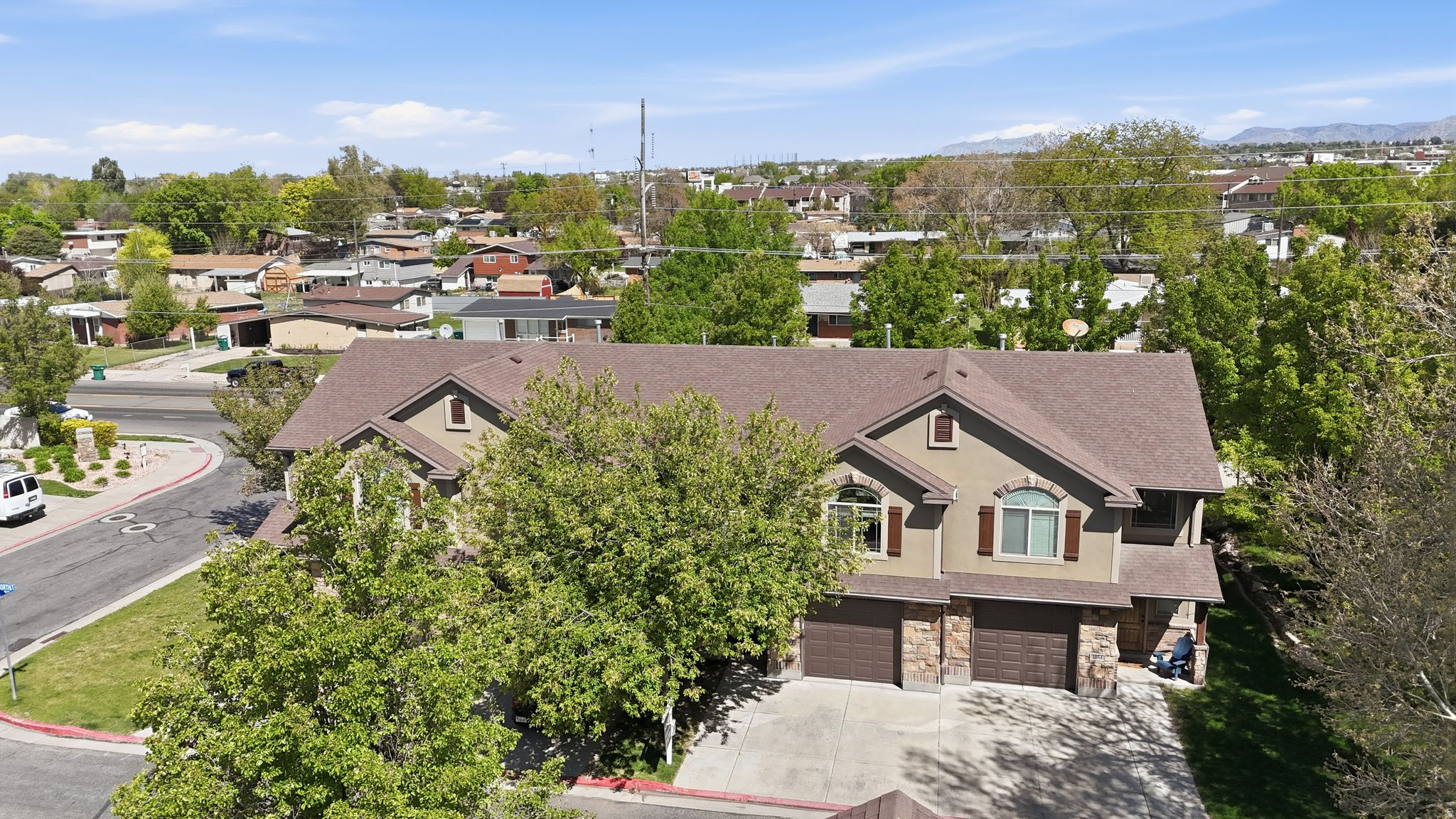 COBBLESTONE VILLAGE - Residential