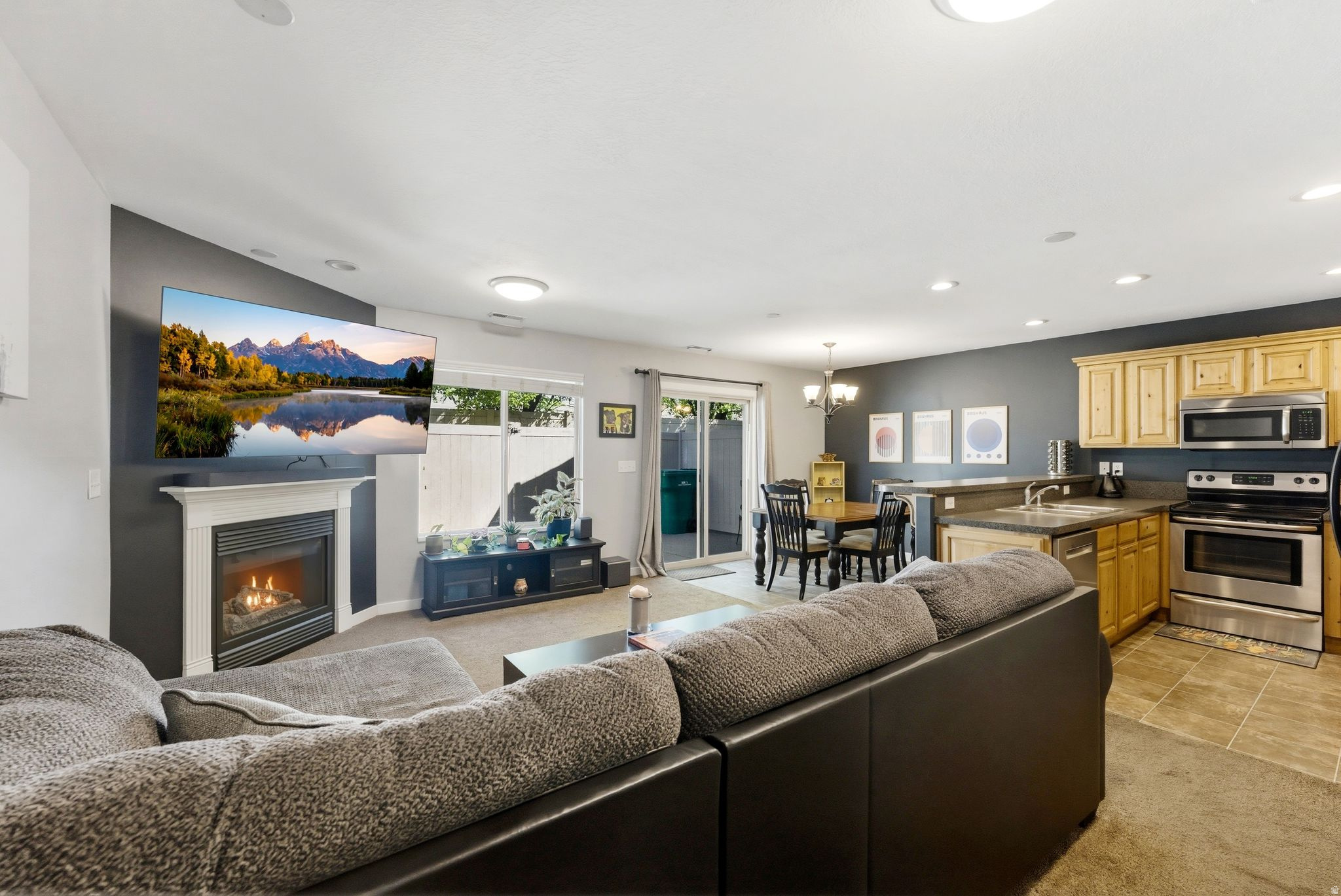 COBBLESTONE VILLAGE - Residential